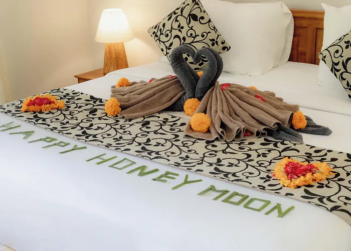 Crystal Bay & Resort 4*